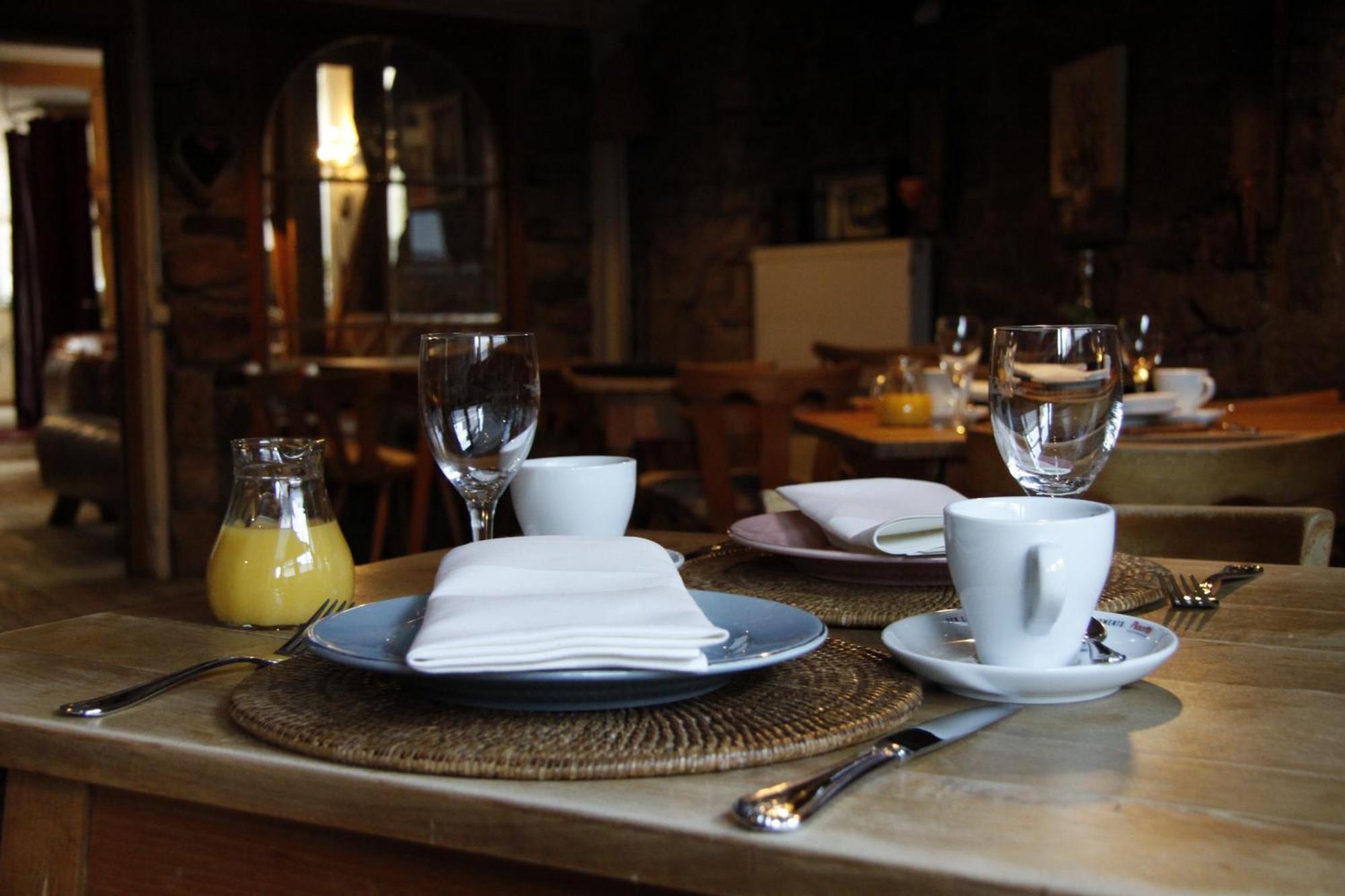 Zur Ewigen Lampe Romantisches Landhotel & Restaurant Nideggen Luaran gambar