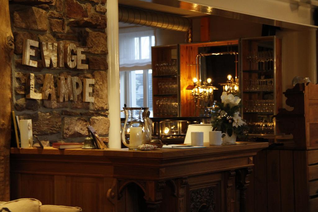 Zur Ewigen Lampe Romantisches Landhotel & Restaurant Nideggen Luaran gambar