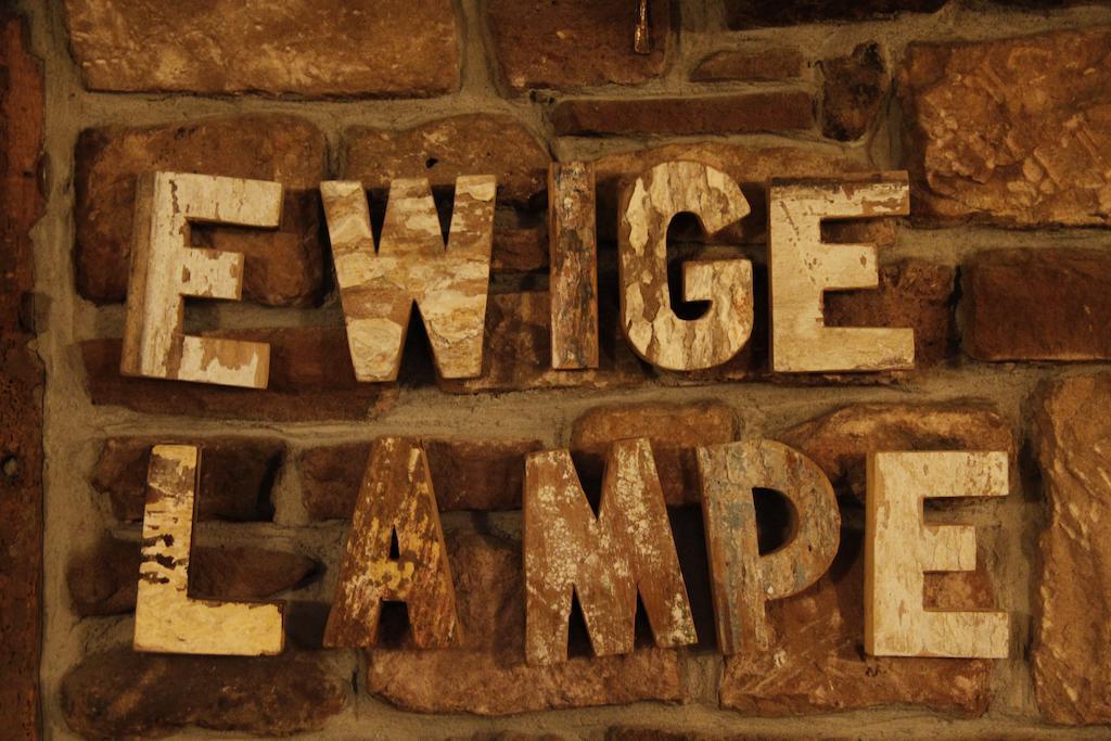 Zur Ewigen Lampe Romantisches Landhotel & Restaurant Nideggen Luaran gambar